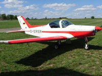 Flugmodellbau im Maßstab 1:1 - Pioneer 300 „Hawk“